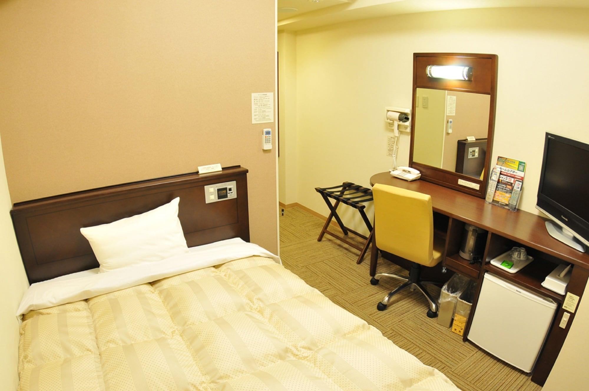 Hotel Route-Inn Utsunomiya Miyukicho -Kokudou4Gou- מראה חיצוני תמונה